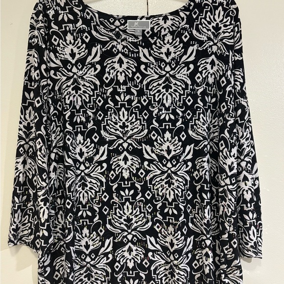 JM Collection Tops - JM Collection Black and White Graphic 3/4 Sleeve Blouse